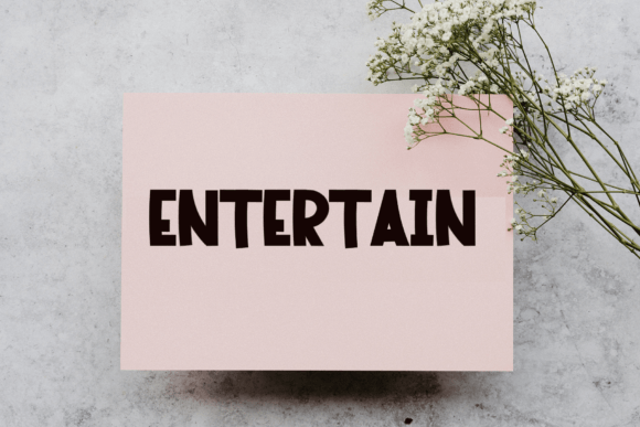Entertain Font for Editorial Design and Branding
